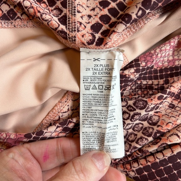 Old Navy Active Elevate 7/8 High Waist Pocket Legging Women’s 2X Reptile Pink - Picture 8 of 8